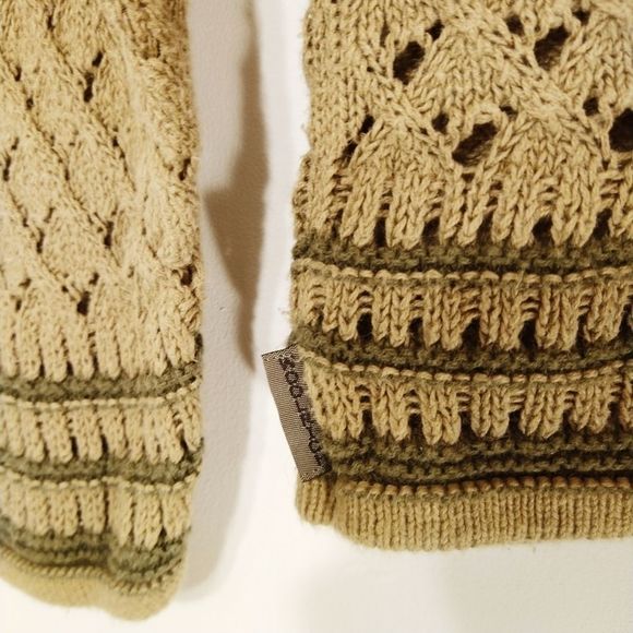 Woolrich Woman's Tan Crochet Hoodie Chic Cozy M - Picture 7 of 8